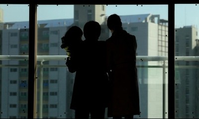 첫번째 집 2011 영화 포스터