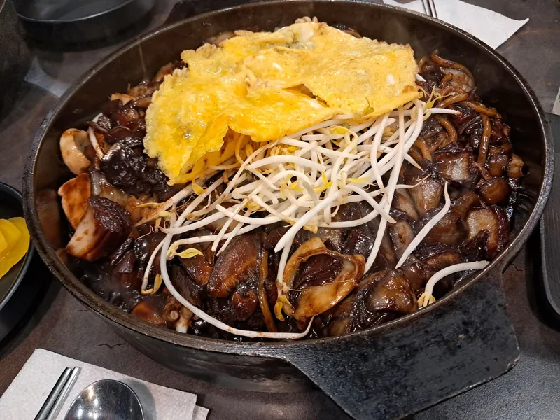 사용자 장난스러운 질뻐기님이 댓글에 첨부한 이미지