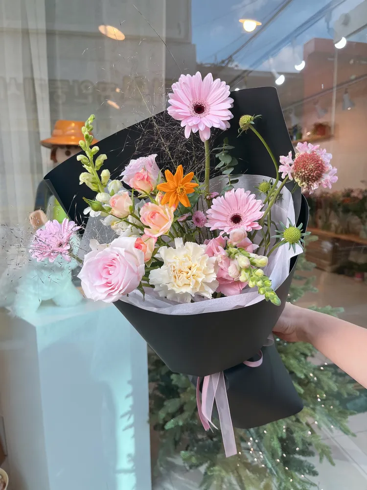 꽃핀다 대표 이미지