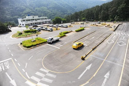 한백자동차운전전문학원 대표 이미지