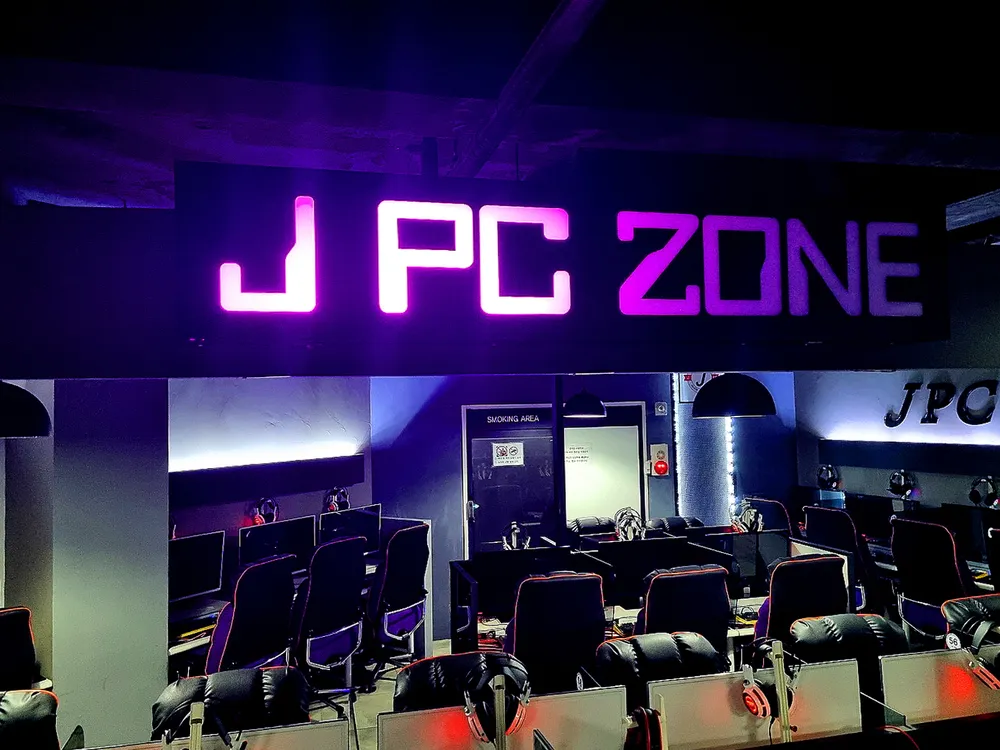 J PC 대표 이미지