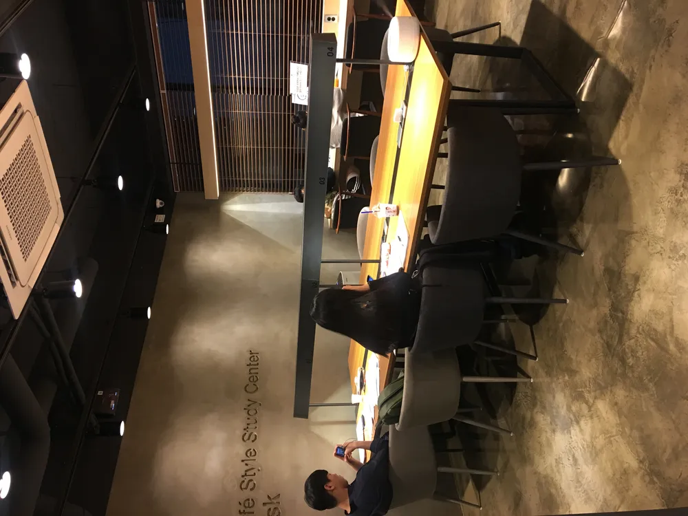 온더데스크 용현센터 스터디카페 대표 이미지