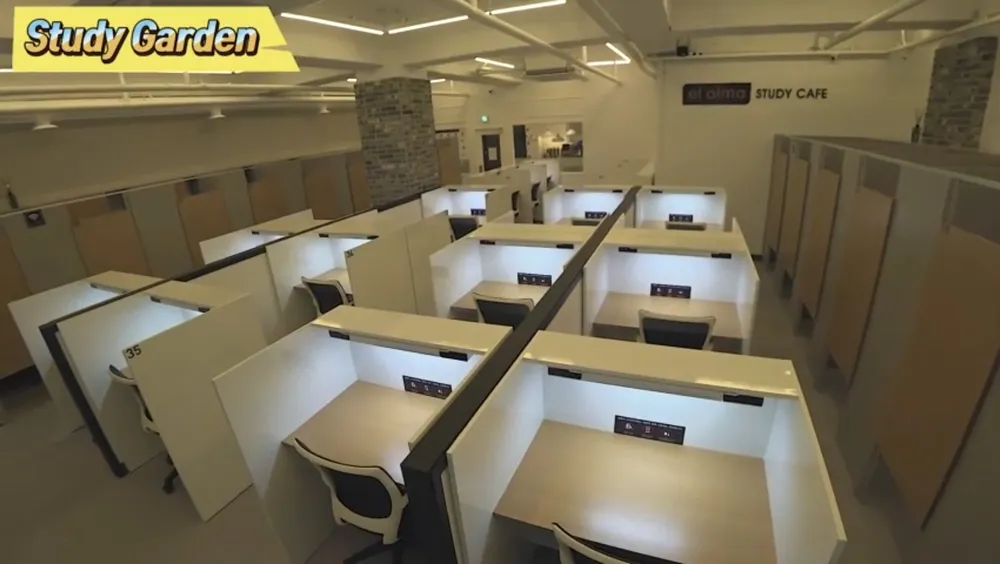 엘알마스터디카페 안산호수점 대표 이미지