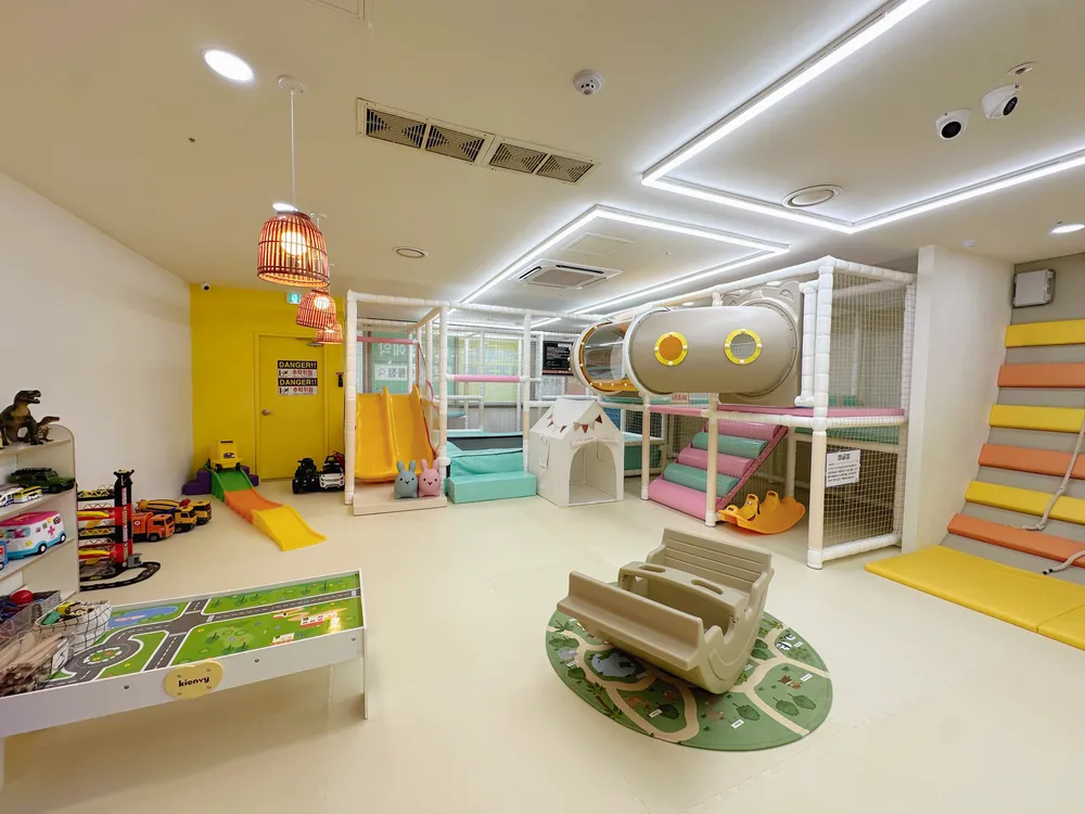 제니스키즈카페 신영통점 대표 이미지