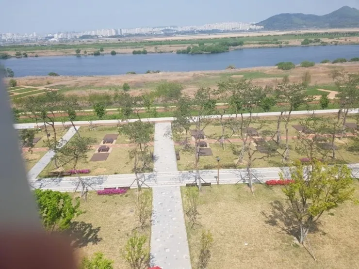 금강수변공원캠핑장 대표 이미지
