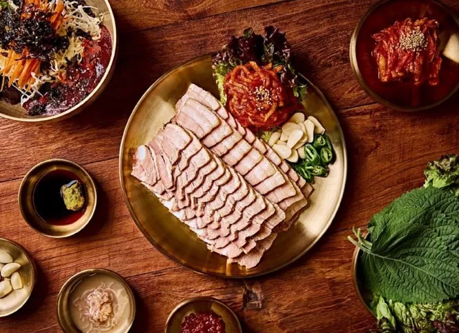 장충동B&F왕족발보쌈 밀양점 대표 이미지