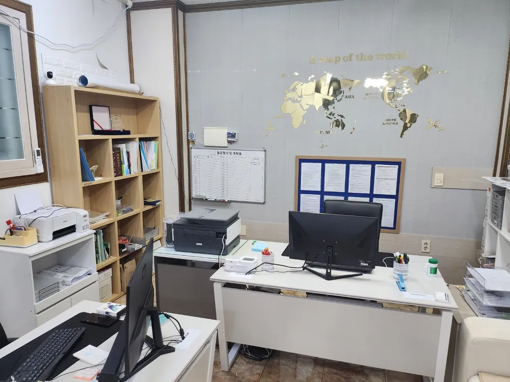 월드비자플러스행정사사무소 대표 이미지