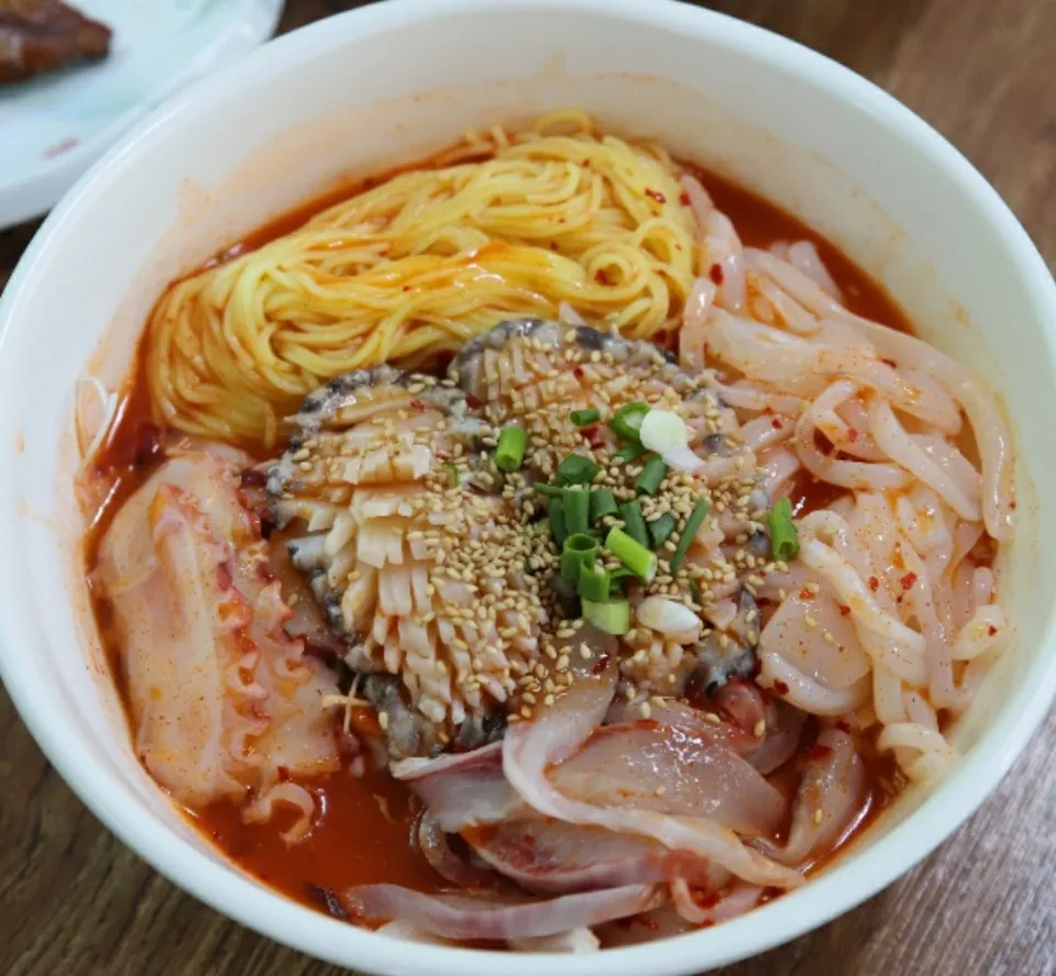 동피랑전복마을 대표 이미지