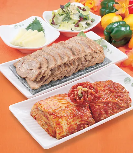 놀부보쌈 충주점 대표 이미지