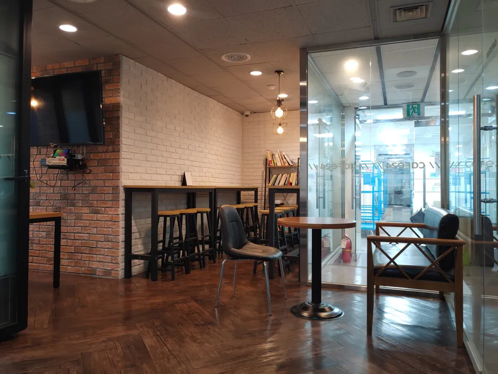 어네스트 대표 이미지