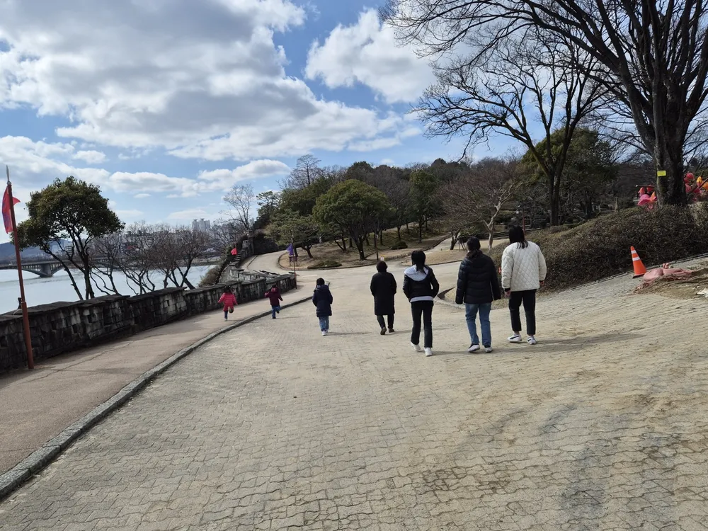 라온아띠 공동생활가정 대표 이미지