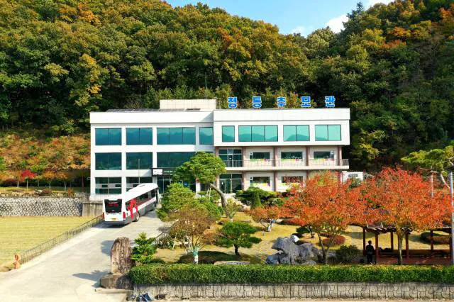 청통추모관 대표 이미지