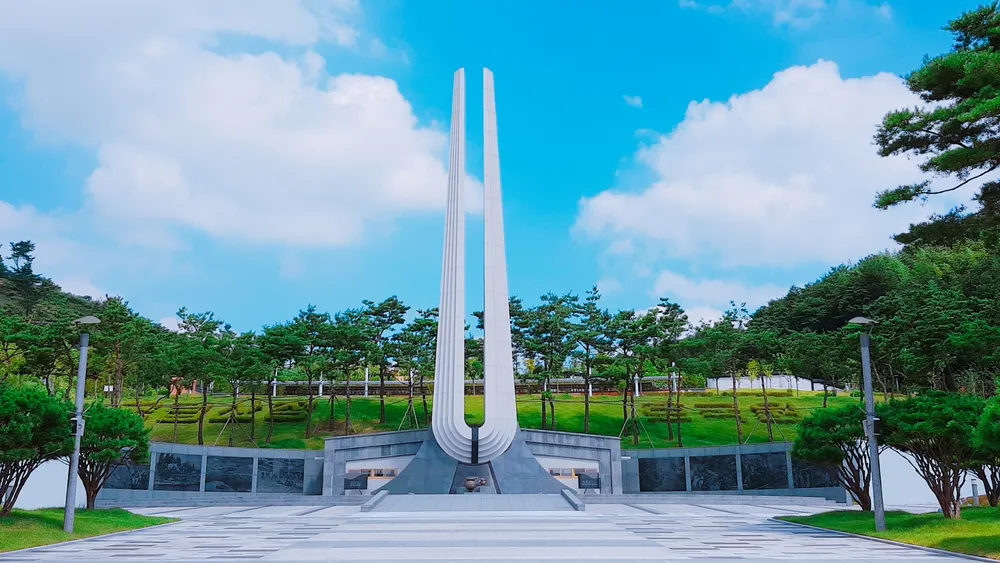 국립산청호국원 대표 이미지