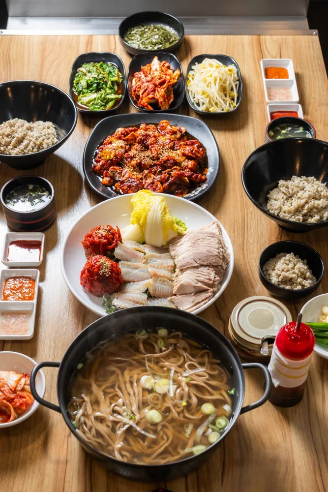 일산봉이칼국수 쭈꾸미보쌈 대표 이미지