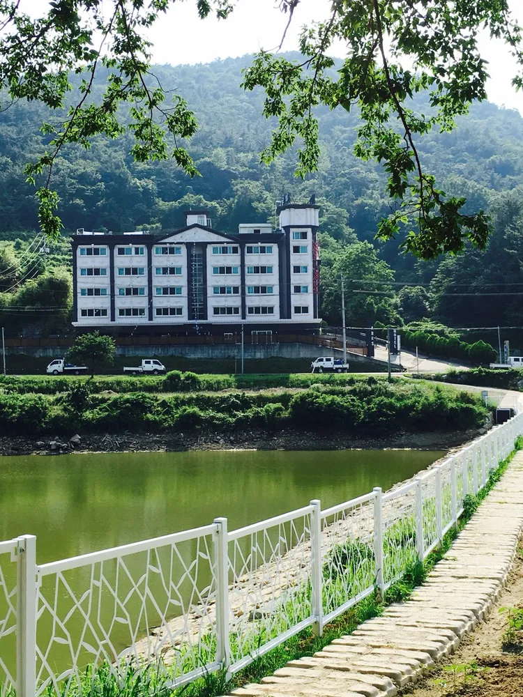 아레스모텔 대표 이미지