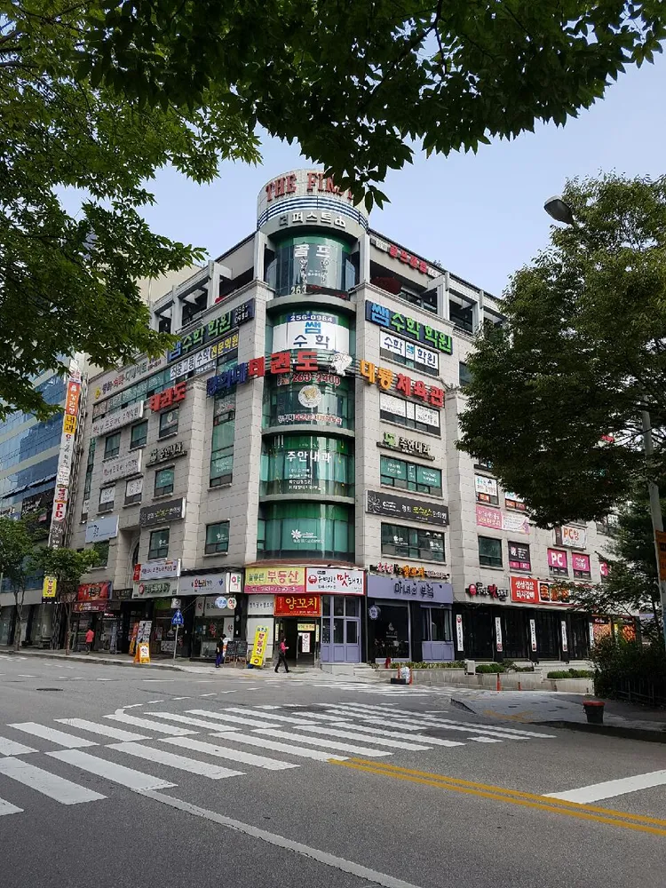 더퍼스트골프클럽 대표 이미지