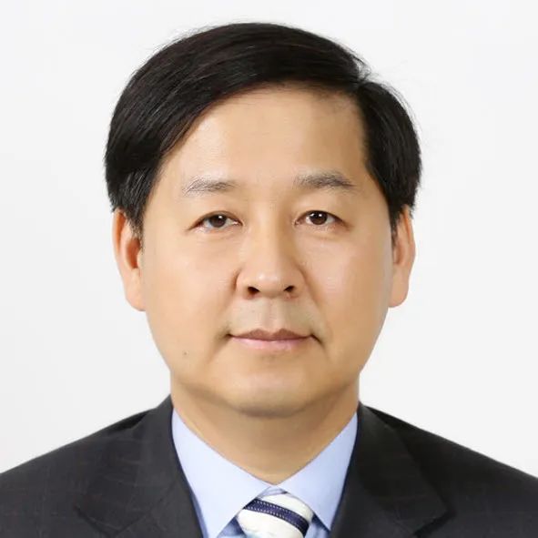 행정공무원인 구윤철의 대표 이미지