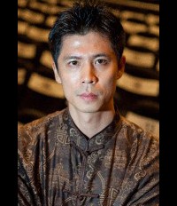 영화감독인 진력의 대표 이미지