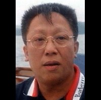 배우인 진건일의 대표 이미지