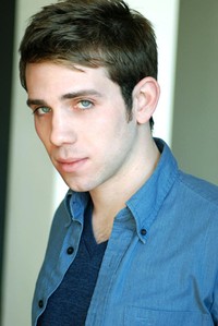 배우인 자크 실버맨의 대표 이미지