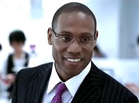 배우인 단테 카버의 대표 이미지