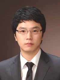감독인 오경주의 대표 이미지