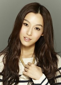 가수인 범위기의 대표 이미지