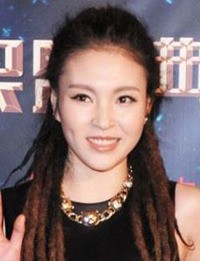 영화배우, 가수인 필하의 대표 이미지