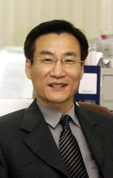 언론인인 김중석의 대표 이미지