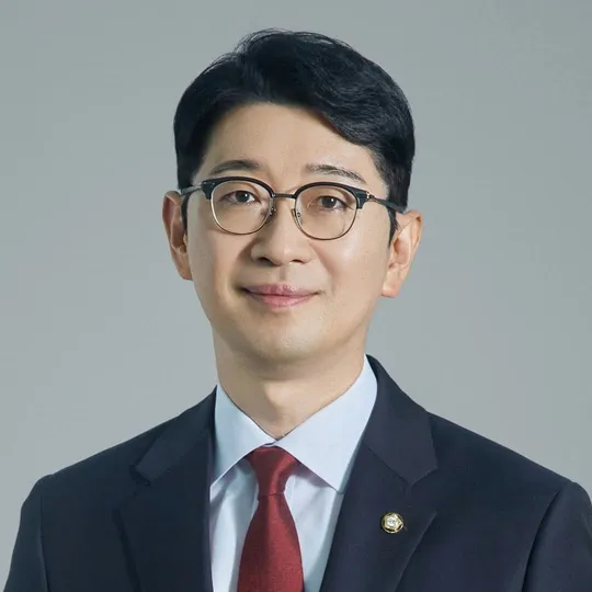 주진우