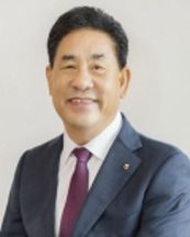 (전직)광역의회의원,(전직)복지기관단체인,(전직)농협인인 국영석의 대표 이미지