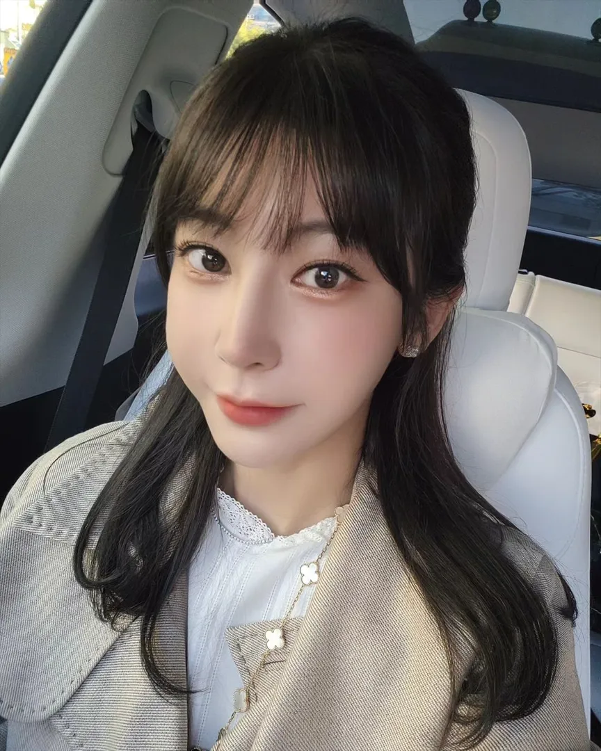방송인, 모델인 구지성의 대표 이미지
