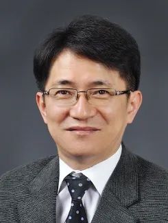 이균용