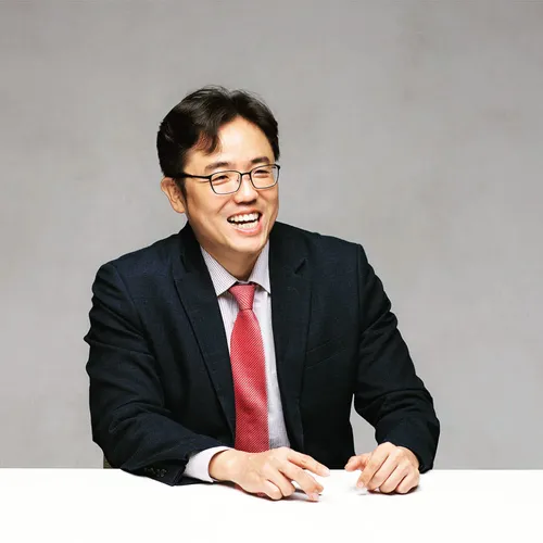 기업인, (전직)경찰공무원인 김원성의 대표 이미지