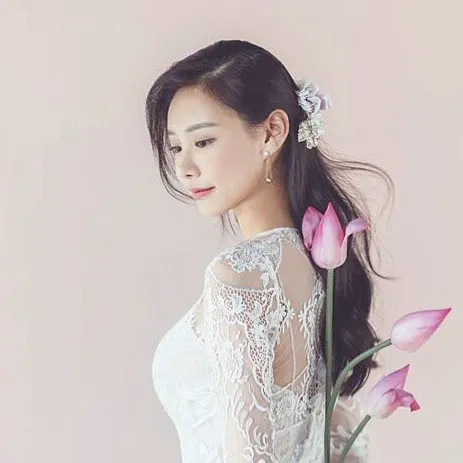 김다희 → 김시원