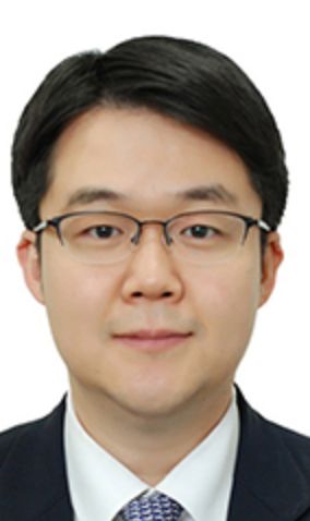 검사, (전직)변호사인 박승환의 대표 이미지