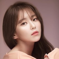 김다비
