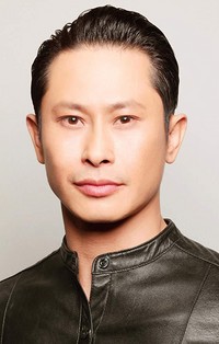 영화배우인 띠엔 팜의 대표 이미지