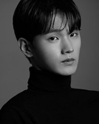 탤런트인 신재휘의 대표 이미지
