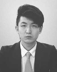 애니메이션 감독인 사토 료의 대표 이미지