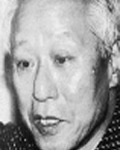 소설가인 홍성유의 대표 이미지