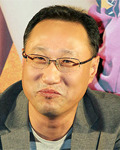 영화감독인 신근호의 대표 이미지