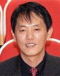 시인인 최윤희의 대표 이미지