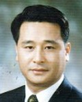 아나운서인 정용조의 대표 이미지
