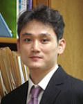 변호사인 윤용준의 대표 이미지