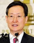 검사인 봉욱의 대표 이미지