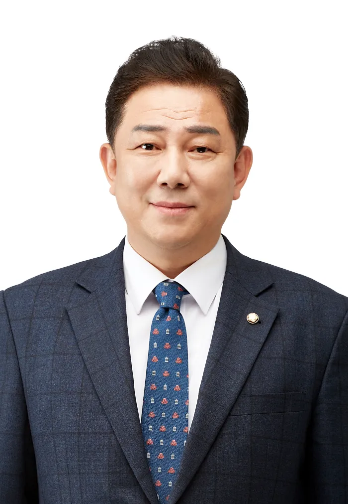 국회의원, 대위인 김병기의 대표 이미지
