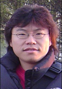 감독인 박용두의 대표 이미지