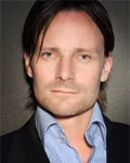 영화배우인 라이언 로빈스의 대표 이미지