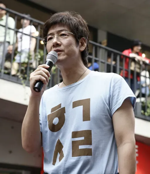 방송인, 수필가, 작가, 저술가, 대학 교수인 정재환의 대표 이미지